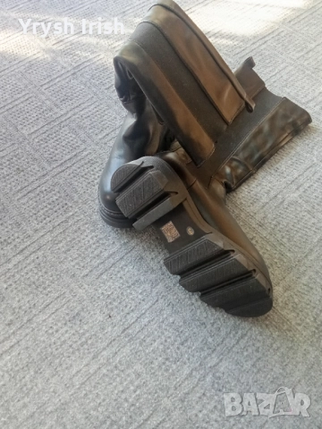 Ботуши, снимка 2 - Дамски ботуши - 52824597