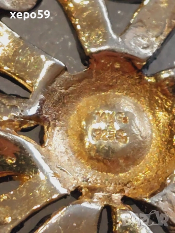 Стар медальон(висулка) с множество инкрустирани диаманти-материал злато 14к и сребро 925, снимка 7 - Колиета, медальони, синджири - 53357252