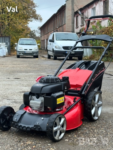 Бензинова несамоходна косачка Honda , снимка 5 - Градинска техника - 52333903