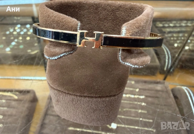 Златна твърда гривна Hermes 14k