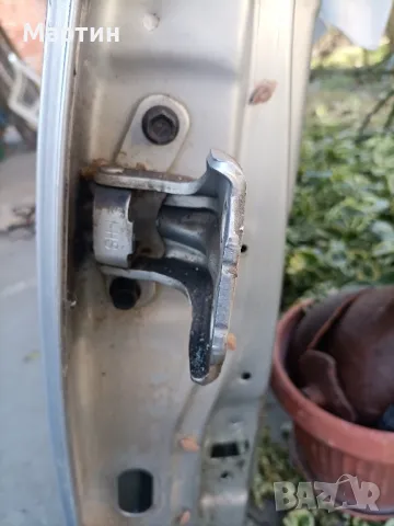 Задна дясна необорудвана врата за  Киа Соренто - Kia Sorento , снимка 5 - Части - 47846001