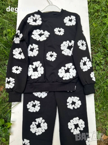 Детски комплект на цветя наличен в розово черно и синьо, снимка 2 - Детски комплекти - 51459381