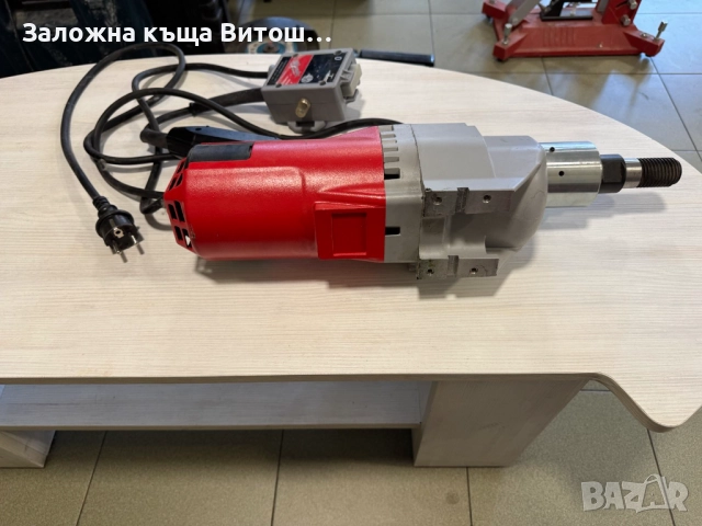 Диамантено Пробивна Машина Milwaukee DCM 2-250C 2800W 2 скорости до 250мм, снимка 2 - Други машини и части - 51544938