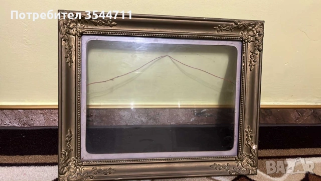 Дървена рамка