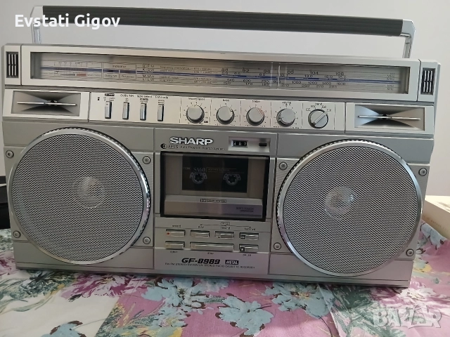Sharp GF 8989., снимка 2 - Радиокасетофони, транзистори - 52988462