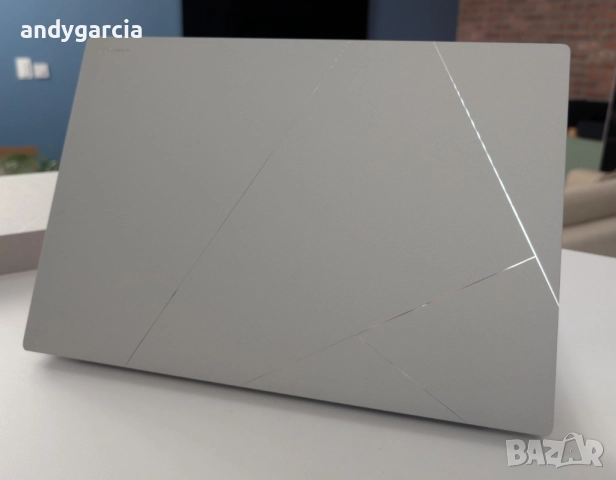 Ryzen AI 9 HX 370/32GB RAM/1TB/16 2.8K 120Hz OLED touch/ASUS Zenbook 16 S 2880x1800 2.8K 120Hz OLED , снимка 7 - Лаптопи за работа - 52882403