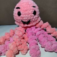 Ръчно плетени октоподчета, снимка 5 - Плюшени играчки - 40017741