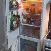 хладилник със фризер AEG, снимка 4 - Хладилници - 43435575