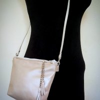 Мини дамска чанта от естествена кожа! Ръчна изработка!, снимка 4 - Чанти - 32962357
