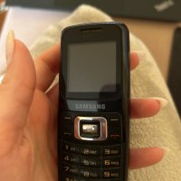 Мобилен телефон Samsung с копчета, снимка 6 - Samsung - 43728851