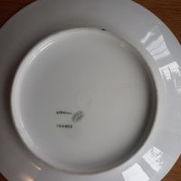 Красива порцеланова чиния , снимка 2 - Чинии - 38921208