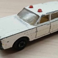 Matchbox England 1/64, снимка 1 - Колекции - 43592405