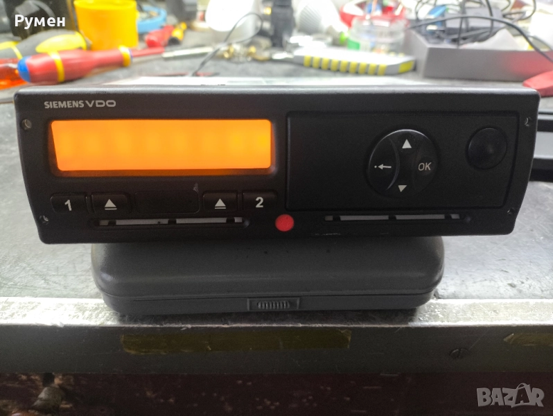 Цифров тахограф Siemens VDO 1381 12v за Мерцедес бенц, снимка 1