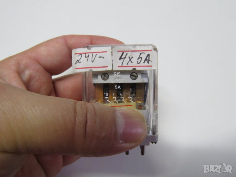Полско реле, релета R15  бобина 24 волта = 4 контакта х 5 Ампера  14кр. прав.цокъл, снимка 1