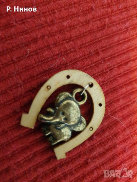 Медальон Колие   Слонче и подкова за късмет, снимка 1