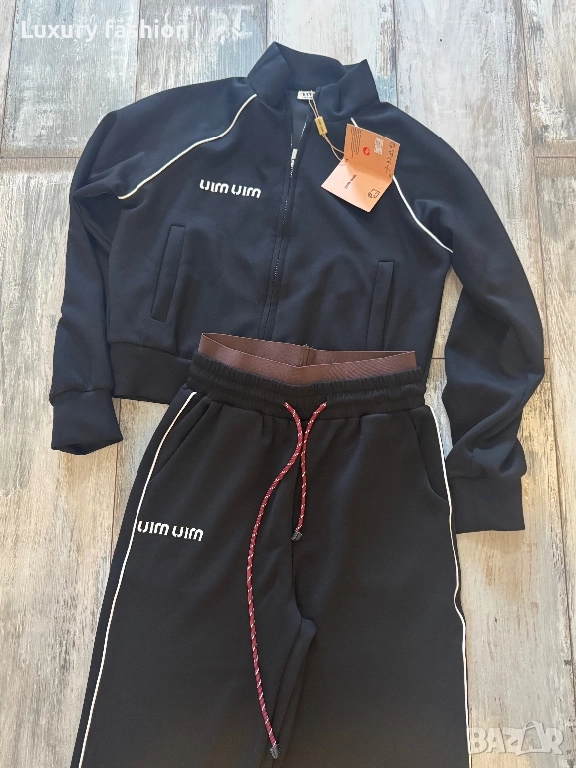 Дамски спортен комплект Miu Miu, снимка 1