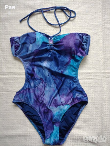 Изрязан цял бански , снимка 1