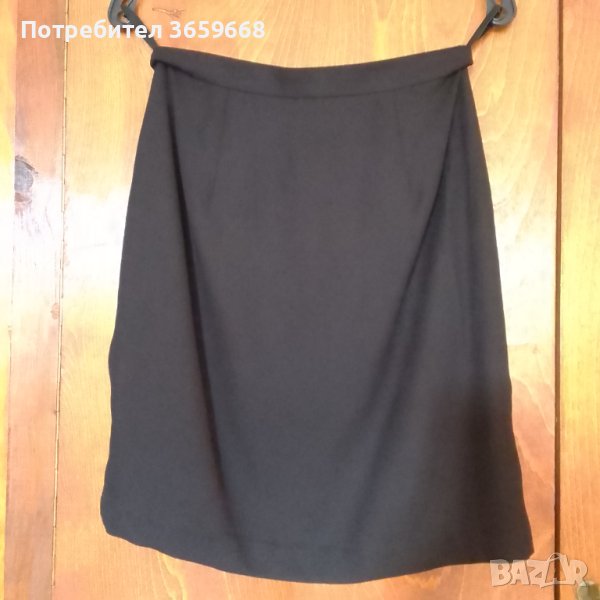 Друга къса черна пола,размер М, снимка 1