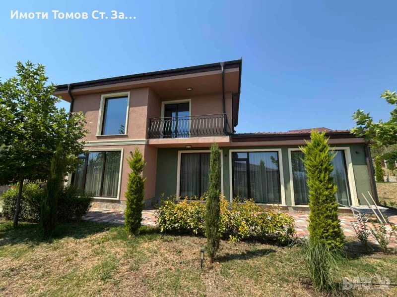 Невероятна двуетажна къща в местност Беш Бунар, снимка 1