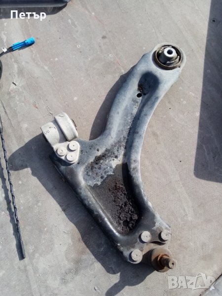 Ляв носач Опел комбо, снимка 1