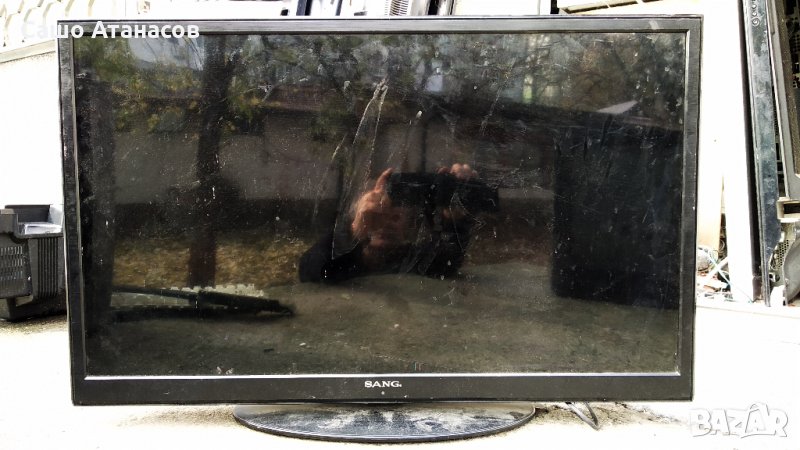 SANG 32114 SMART със счупена матрица ,17IPS11 ,17MB95S-1 ,6870C-0442B ,VES315WNDL-01 ,17LD141-2     , снимка 1