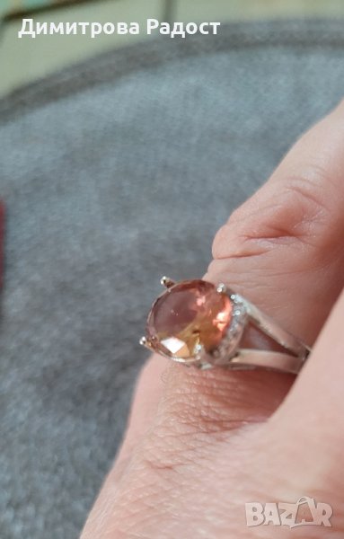 Дамски сребърен пръстен с камък султанит и инкрустирани марказити! Състояние ново! , снимка 1