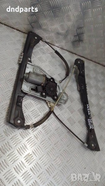 Стъклоповдигач Mercedes C-Class W203 2003г.(преден ляв)	, снимка 1