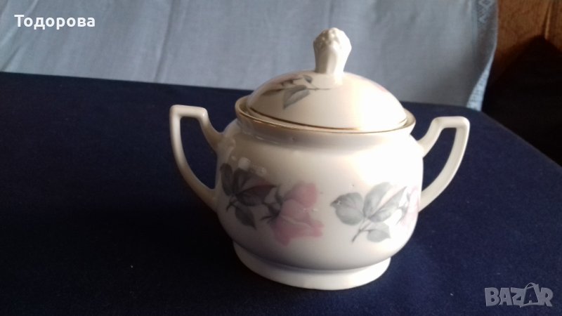 Порцеланова захарница, снимка 1