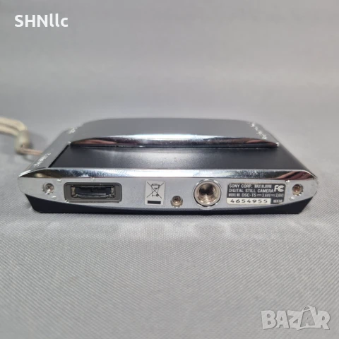 Цифров фотоапарат Sony CyberShot DSC-T5, снимка 5 - Фотоапарати - 51202150