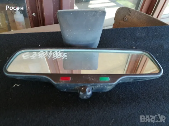 Огледало за Мерцедес , снимка 2 - Части - 50211419