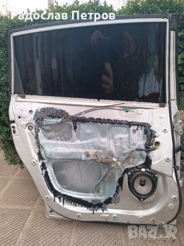 Задна лява врата Toyota corolla verso, снимка 2 - Части - 53559505