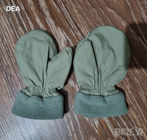 Зелени зимни ръкавички-5лв., снимка 2 - Шапки, шалове и ръкавици - 39856477