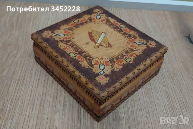 кутия дървена пирографирана за ценители , снимка 1