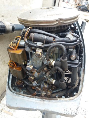 Продавам извънбордов двигател Evinrude 15HP, в добро състояние, внос от Италия, снимка 4 - Воден транспорт - 43725100