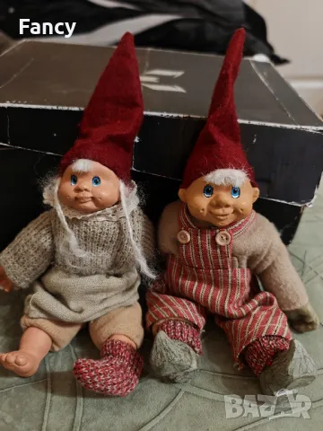 Страхотни малки коледни кукли Fredirik, снимка 3 - Колекции - 47895422