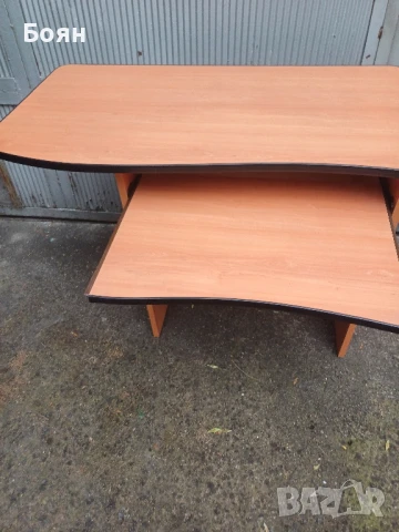 Маса за компютър , снимка 2 - Бюра - 51045063