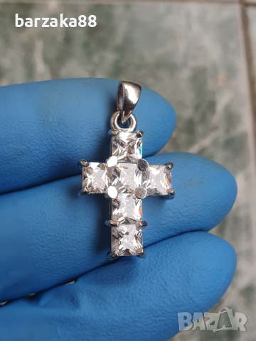 Сребърен кръст с камъни, снимка 8 - Колиета, медальони, синджири - 44867041