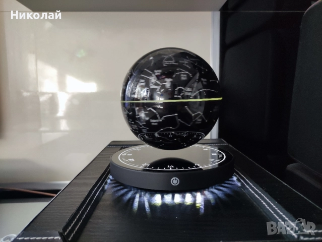 Левитиращ магнитен глобус, въртящ се на 360°, LED светлина, снимка 2 - Настолни лампи - 52134736