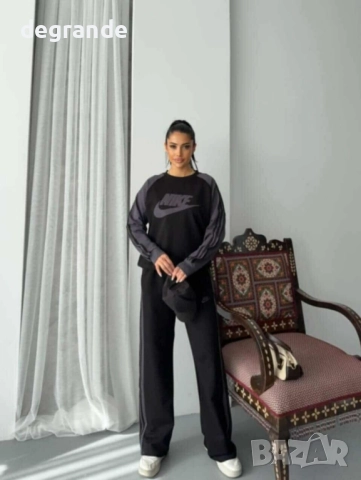 Намален Дамски екип Nike от две части 