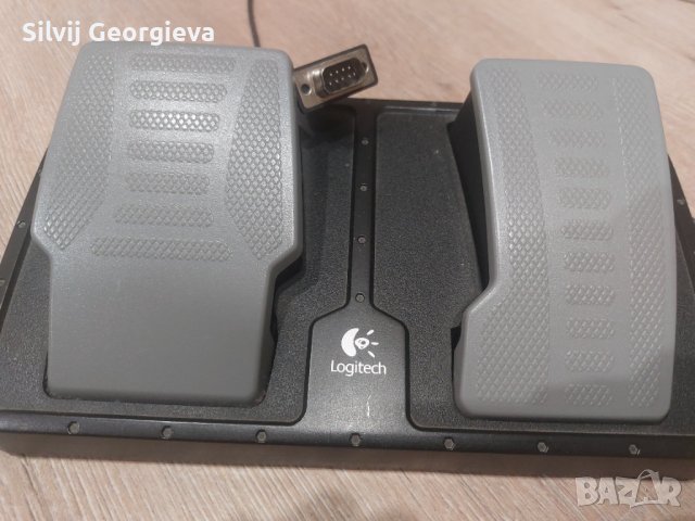 Волан с педали Logitech , снимка 4 - Други игри и конзоли - 43505846