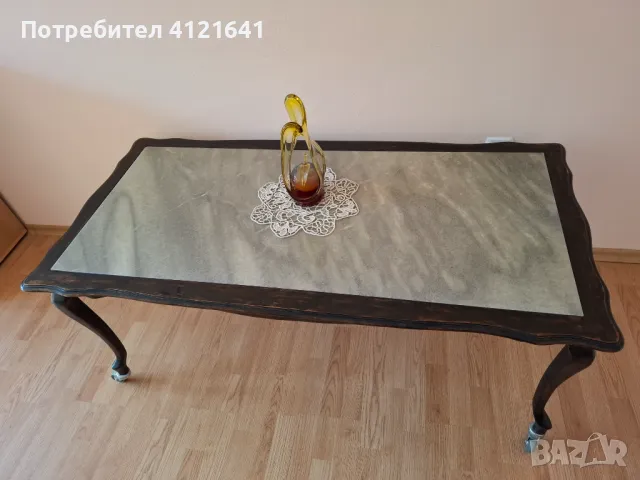Изискана холна масичка, подвижен мраморен плот, носеща рамка и крака от масивно дърво, снимка 6 - Антикварни и старинни предмети - 46408720