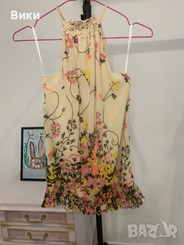 Красив топ в размер XS-S, снимка 2 - Корсети, бюстиета, топове - 44867091