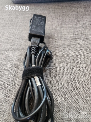 Оригинални зарядни за лаптоп, снимка 9 - Кабели и адаптери - 51641095
