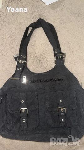 Дамска чанта, снимка 3 - Чанти - 51034659