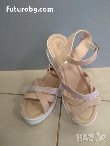 Розови сандали с платформа 4 см., снимка 1 - Сандали - 33135540