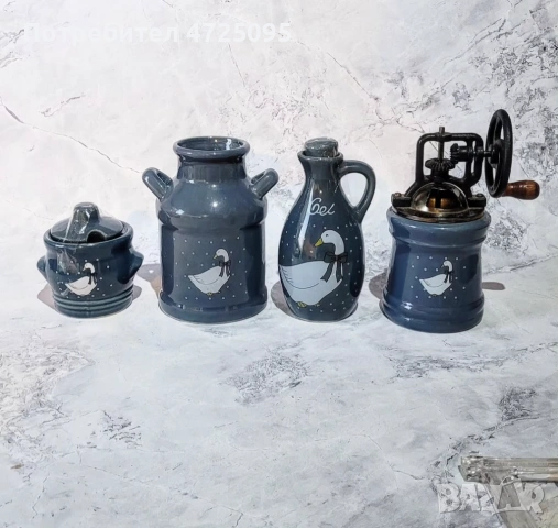 Сет керамични бурканчета и мелничка