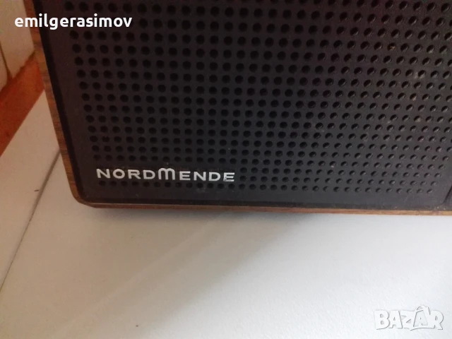 Радио NORD MENDE U 106 , Сокол 404 и Neywa 402., снимка 2 - Антикварни и старинни предмети - 51097242