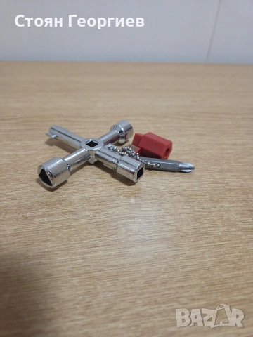 Универсален кръстат ключ за контролни табла , снимка 3 - Други инструменти - 53586039