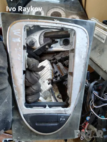 Бутон парктроник Mercedes E class W211 2.7 , 2118216958