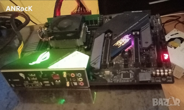дънна платка Asus rog strix x570 e gaming с проблем, снимка 2 - Геймърски - 52815654